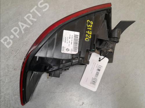 Farolim esquerdo Farolim esquerdo RENAULT CLIO IV (BH_) 1.5 dCi 75 (75 hp) 16015324 16015324