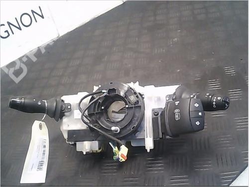 Used Steering column stalk RENAULT MEGANE III Hatchback (BZ0/1_, B3_) 1.5 dCi (86 hp) 9406996