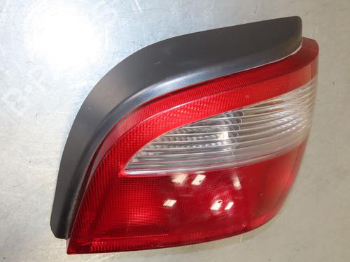 Used Right taillight Right taillight RENAULT MEGANE I (BA0/1_) 1.6 16V (BA04, BA0B, BA11, BA1J, BA16, BA19, BA1K, BA1V,... (107 hp) 27289474 27289474