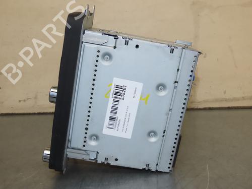 Used Radio VW GOLF VI (5K1) 1.6 TDI (105 hp) 16555018