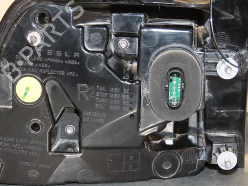 Right taillight TESLA MODEL Y (5YJY) EV All-wheel Drive | BP26310625C35  - Image 8