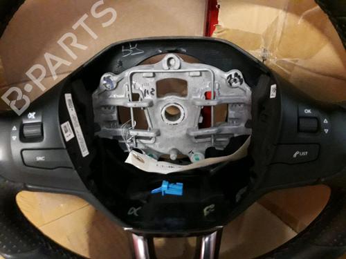 Volant PEUGEOT 2008 I (CU_) 1.6 HDi (92 hp) 15722170