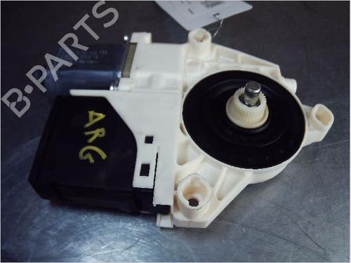 Used Rear left window mechanism RENAULT MEGANE III Grandtour (KZ0/1) 1.5 dCi (KZ09, KZ0D, KZ1G, KZ29, KZ14, KZ1W, KZ10, KZ1F,... (110 hp) 31179656