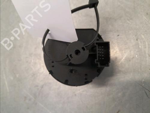 Headlight switch VW TOURAN (1T3) 1.6 TDI | BP33727920I24 - Image 2