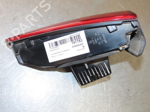Venstre baglygte bagklap VW TOURAN (5T1) 2.0 TDI | BP26171229C79 