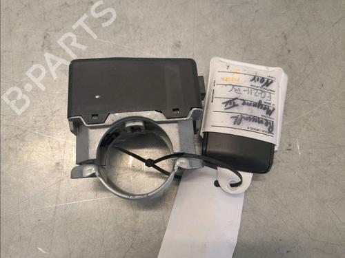 ratlastndingslas-renault-megane-iv-hatchback-b9amn_-2015-29985749 main image