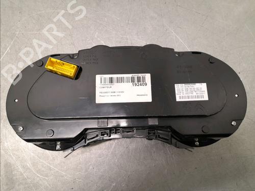 Used Instrument cluster PEUGEOT 3008 I MPV (0U_) 1.6 HDi (112 hp) 30714596