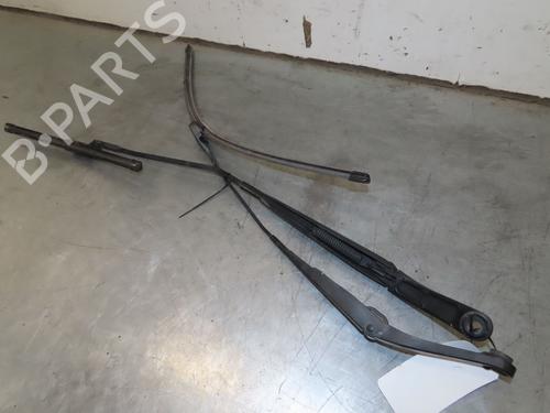 Front windshield wiper arm FIAT 500L (351_, 352_) 1.4 (199LYB1B) | BP19079662C143 