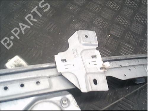 Rudehejsemekanisme ventre foran DACIA SANDERO 1.5 dCi (68 hp) 9406350