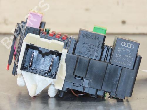 Fuse box SEAT LEON (5F1) 1.2 TSI | BP38737092E1 - Image 3