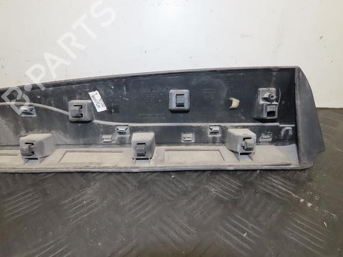 Used Door moulding trim RENAULT CLIO III Grandtour (KR0/1_) [2007-2026]  28711237