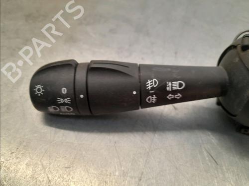 Mando luces RENAULT CAPTUR I (J5_, H5_) 1.5 dCi 90 (J5N4, J5M5, J5MW, J5M6, J5AL, J5AJ) (90 hp) 32333101