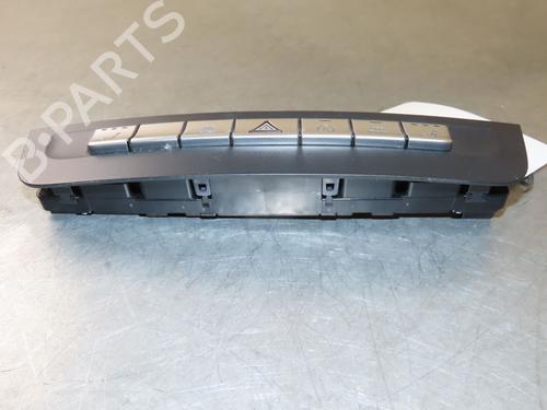 warning-switch-mercedes-benz-a-class-w176-amg-a-45-4-matic-176052-17690567002a17-2012-2013-2014-2015-2016-2017-2018-22341348 main image