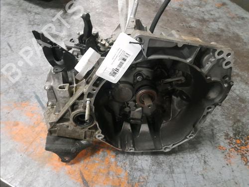 Used Gearbox RENAULT CAPTUR I (J5_, H5_) 0.9 TCe 90 (90 hp) 31029836