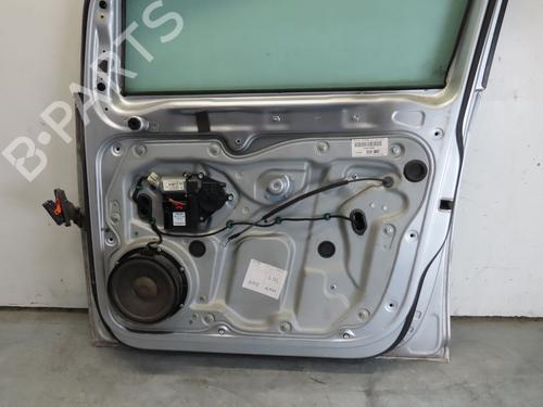 Right front door VW TOURAN (1T1, 1T2) 1.9 TDI | BP17909774C3 