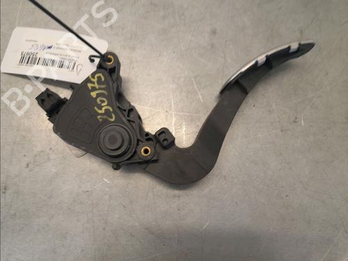 Pedal RENAULT MEGANE IV Hatchback (B9A/M/N_) 1.6 TCe 205 (B9MV) (205 hp) 29985742