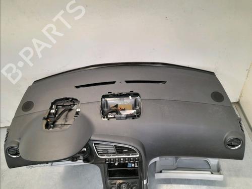 Used Dashboard PEUGEOT 3008 I MPV (0U_) 1.6 HDi (112 hp) 12538173