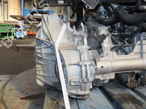 Used Gearbox MERCEDES-BENZ GLA-CLASS (X156) GLA 180 (156.942) (122 hp) 28828534
