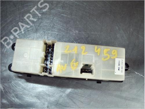 Used Left front window switch NISSAN MURANO I (Z50) 3.5 4x4 (234 hp) 25777680