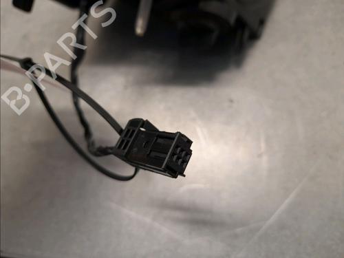 Used Right tailgate light PEUGEOT 308 II (LB_, LP_, LW_, LH_, L3_) 1.2 THP 110 (110 hp) 30265929