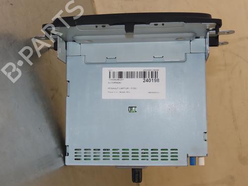 Bilradio RENAULT CAPTUR I (J5_, H5_) 1.5 dCi 90 (J5N4, J5M5, J5MW, J5M6, J5AL, J5AJ) (90 hp) 18129368