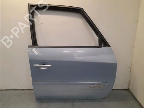 Used Right front door RENAULT ESPACE IV (JK0/1_) 2.0 dCi (JK01, JK02, JK1J, JK1K, JK1H) (150 hp) 15685360