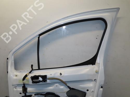 Used Right front door PEUGEOT PARTNER Tepee 1.2 THP (110 hp) 31077134