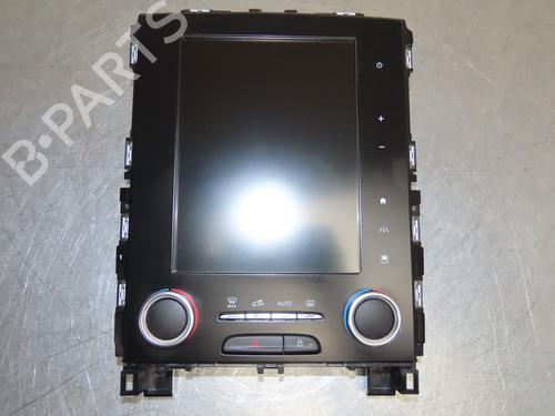 Radio RENAULT MEGANE IV Hatchback (B9A/M/N_) 1.6 dCi 130 (B9A4) (130 hp) 16997405