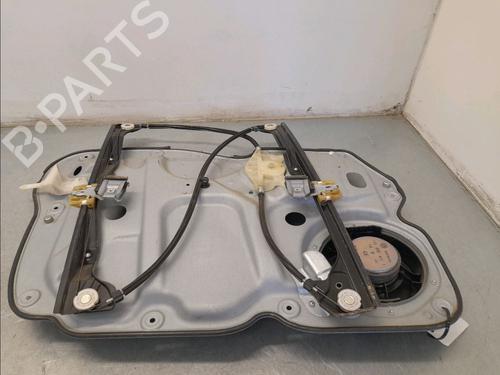 Used Front right window mechanism Front right window mechanism VW TOURAN (1T3) 2.0 TDI (140 hp) 33680650 33680650