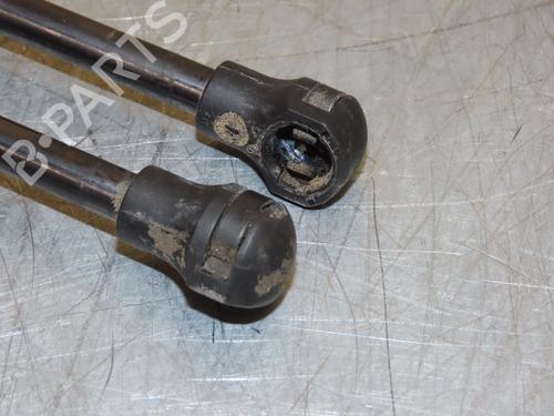 Tailgate lift support PEUGEOT 208 I (CA_, CC_) 1.2 VTi 68 / PureTech 68 | BP16781013C138