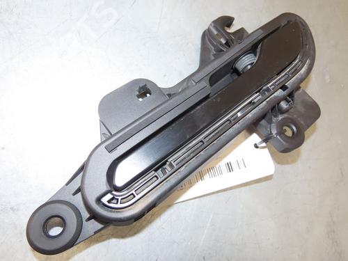 Front left exterior door handle TESLA MODEL Y (5YJY) EV | BP32253805C128