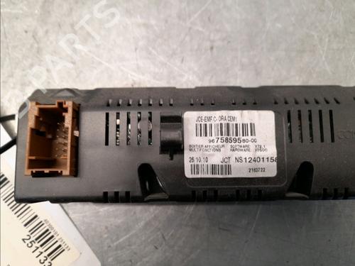 Used Display monitor Display monitor PEUGEOT 207 CC (WD_) 1.6 HDi (112 hp) 33711490 33711490