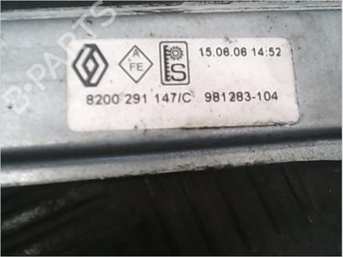 Used Front right window mechanism Front right window mechanism RENAULT CLIO III (BR0/1, CR0/1) 1.5 dCi (BR17, CR17) (86 hp) 9405607 9405607