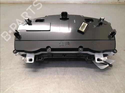 Used Instrument cluster Instrument cluster OPEL CROSSLAND X / CROSSLAND (P17, P2QO) 1.2 (75) (110 hp) 33860456 33860456