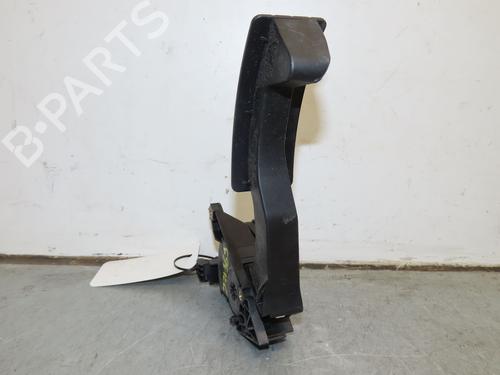 Pedal RENAULT TWINGO III (BCM_, BCA_) 1.0 SCe 70 (71 hp) 19103973