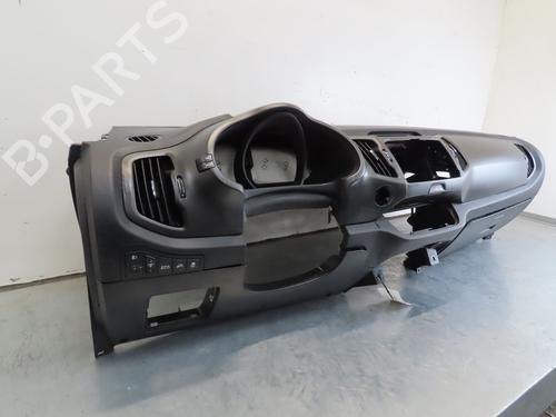 Used Dashboard KIA SPORTAGE III (SL) 2.0 CRDi AWD (136 hp) 17175038