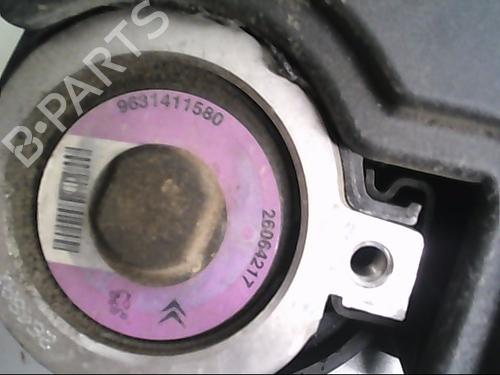 Used Steering pump PEUGEOT 206 Hatchback (2A/C) 1.4 i (75 hp) 9402549