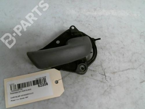 Used Front right interior door handle Front right interior door handle CHRYSLER VOYAGER / GRAND VOYAGER III (GS_, NS_) 2.5 TD (116 hp) 9561559 9561559