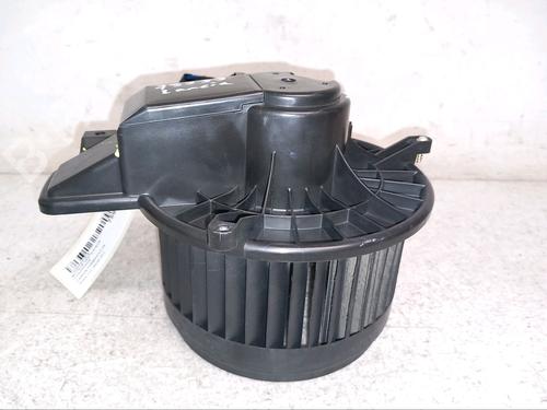 Heater blower motor LANCIA THEMA (LX_) 3.0 D (LX, 48) (190 hp) 16520537