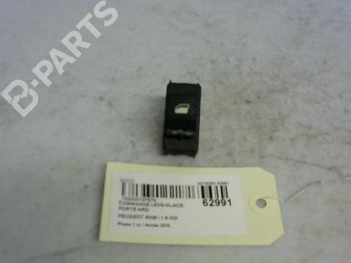 Used Right rear window switch Right rear window switch PEUGEOT 5008 (0U_, 0E_) 1.6 HDi (112 hp) 9563500 9563500