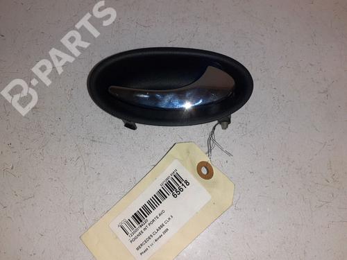 Used Front right interior door handle Front right interior door handle MERCEDES-BENZ CLK (C209) CLK 220 CDI (209.308) (150 hp) 9567111 9567111