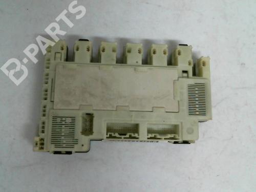 Used Fuse box Fuse box RENAULT CLIO II (BB_, CB_) 1.2 (BB0A, BB0F, BB10, BB1K, BB28, BB2D, BB2H, CB0A,... (58 hp) 9562031 9562031