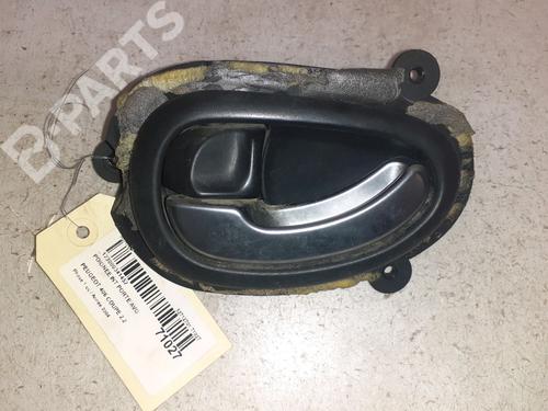 Used Front left interior door handle Front left interior door handle PEUGEOT 406 Coupe (8C) 2.2 HDI (133 hp) 11016206 11016206