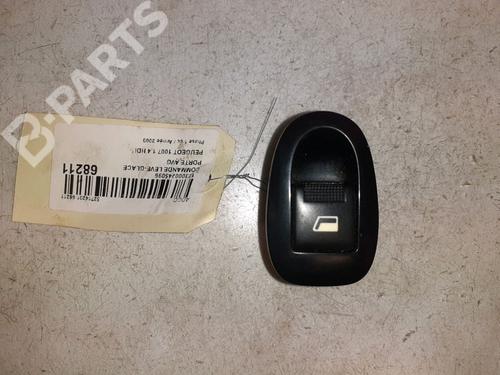 Used Left front window switch Left front window switch PEUGEOT 1007 (KM_) 1.4 HDi (68 hp) 9570369 9570369