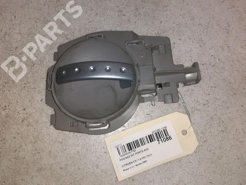 Used Front right interior door handle Front right interior door handle CITROËN C3 I (FC_, FN_) 1.4 HDi (68 hp) 11031710 11031710