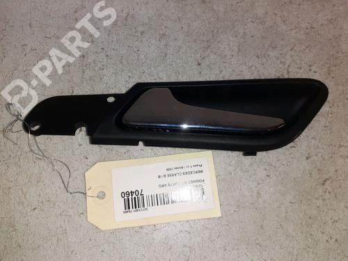 Used Rear left interior door handle Rear left interior door handle MERCEDES-BENZ B-CLASS Sports Tourer (W245) B 180 CDI (245.207) (109 hp) 10682674 10682674