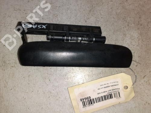 Used Front right exterior door handle Front right exterior door handle CITROËN XSARA (N1) 2.0 HDi 90 (90 hp) 10044702 10044702