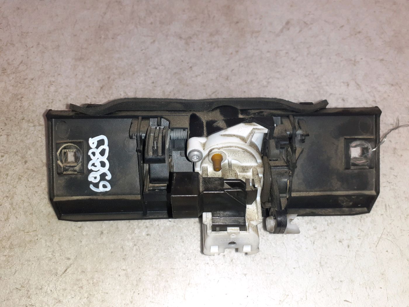 Tailgate handle PEUGEOT 206 Hatchback (2A/C) 1.4 HDi eco 70 