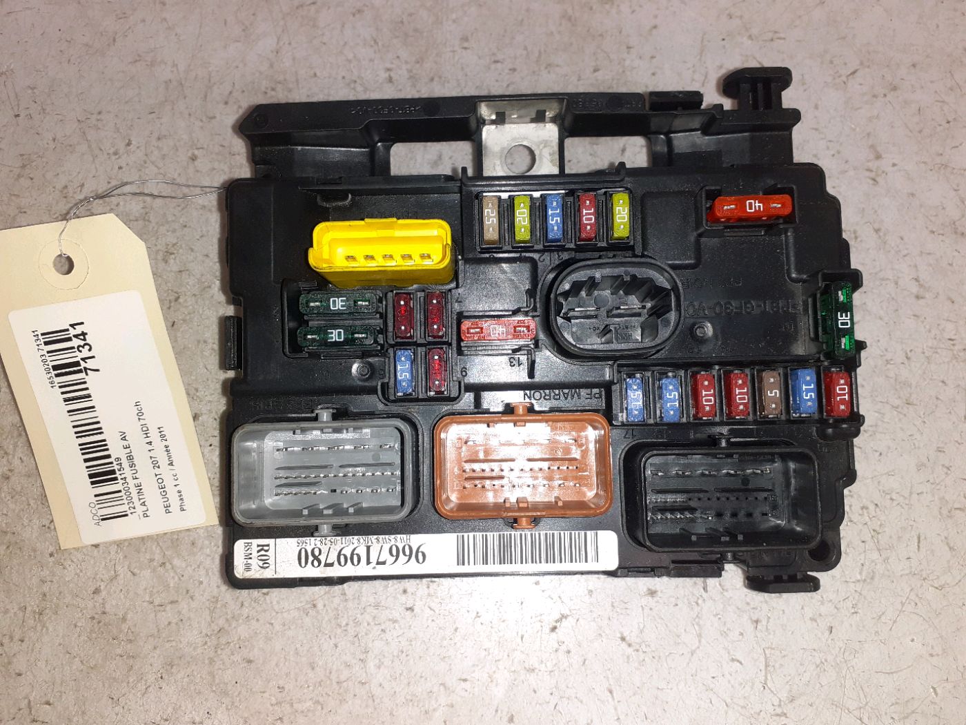 Fuse box PEUGEOT 207 (WA_, WC_) 1.4 HDi 11204014 BParts