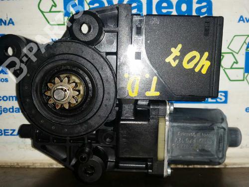 Right rear window motor RENAULT SCÉNIC III (JZ0/1_) 1.6 16V (JZ0U, JZ1B) | BP436155E22 